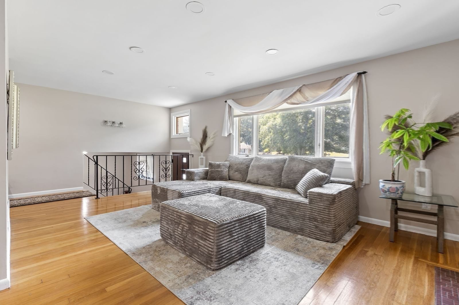 Property at 27 Lyman Rd, Framingham, MA 01701