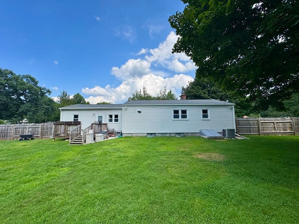 18 Cedar Oak Lane Hampden — Photo 2 of 23