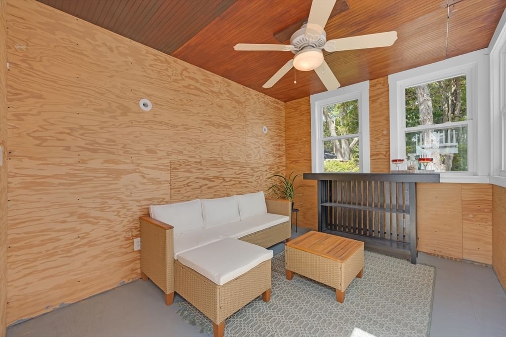 1 Summer Village Rd Westford — Photo 16 of 27