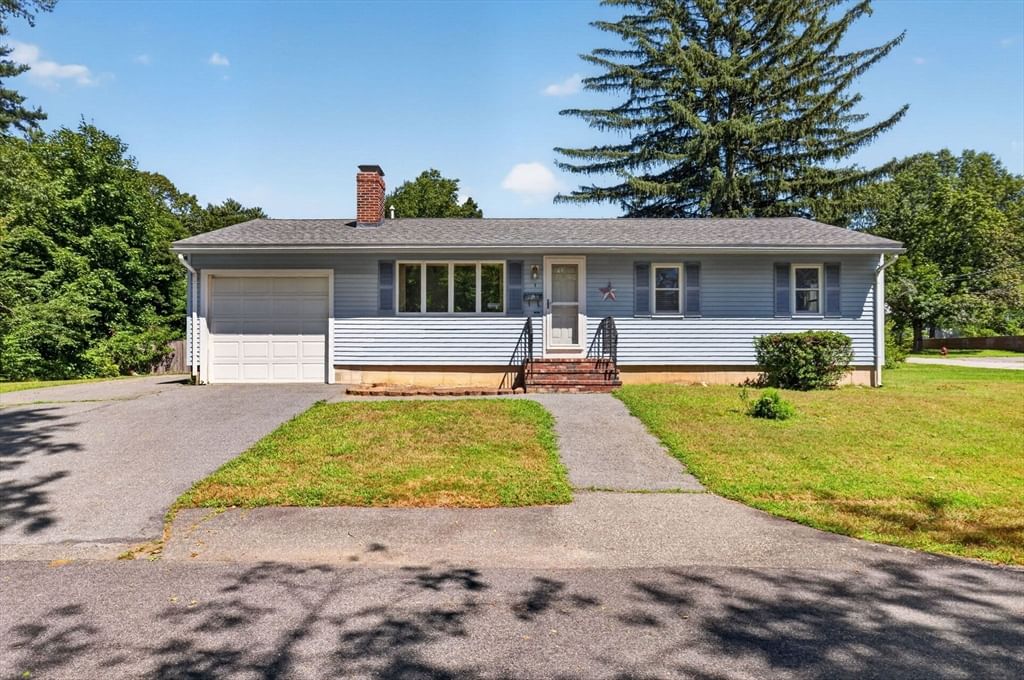 Property at 1 Vincent St, Middleboro, MA 02346