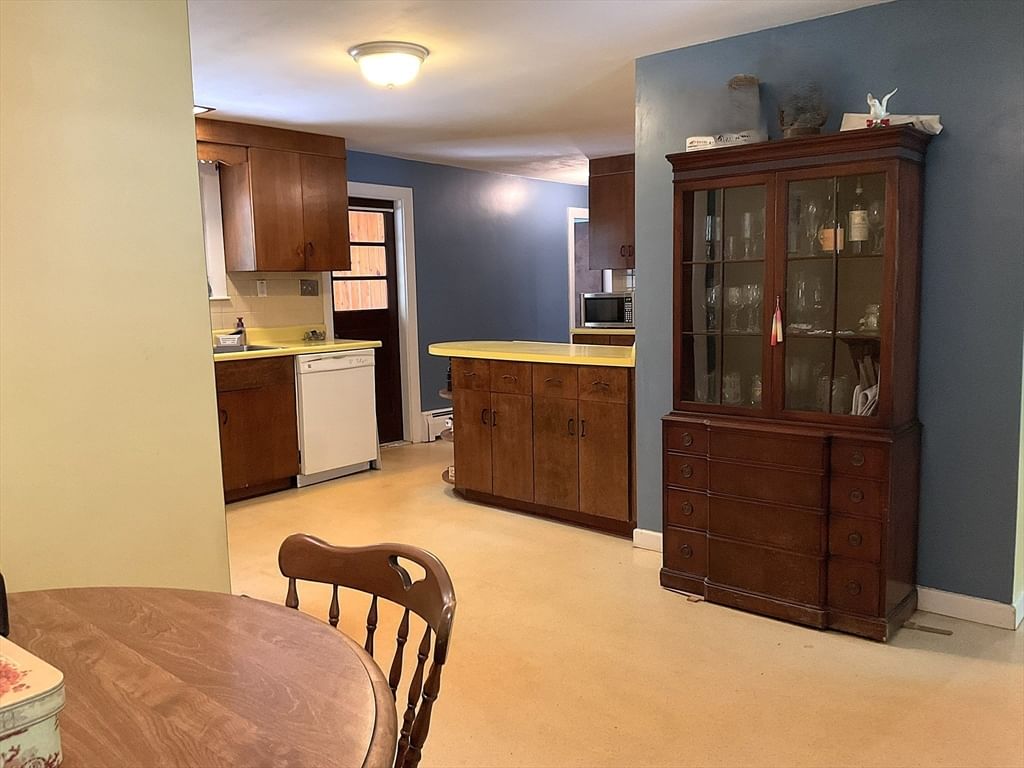 165 State Rd Templeton — Photo 8 of 28
