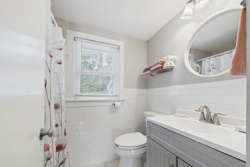29 Lorree Lane Dennis — Photo 16 of 26