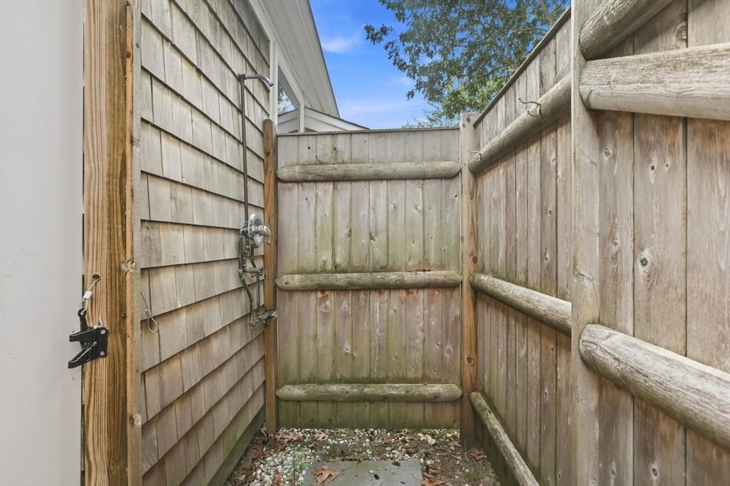 29 Lorree Lane Dennis — Photo 23 of 26