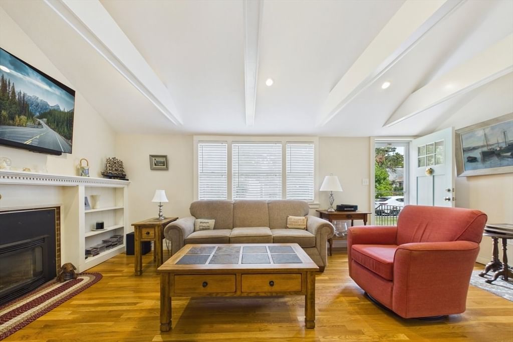 29 Lorree Lane Dennis — Photo 6 of 26