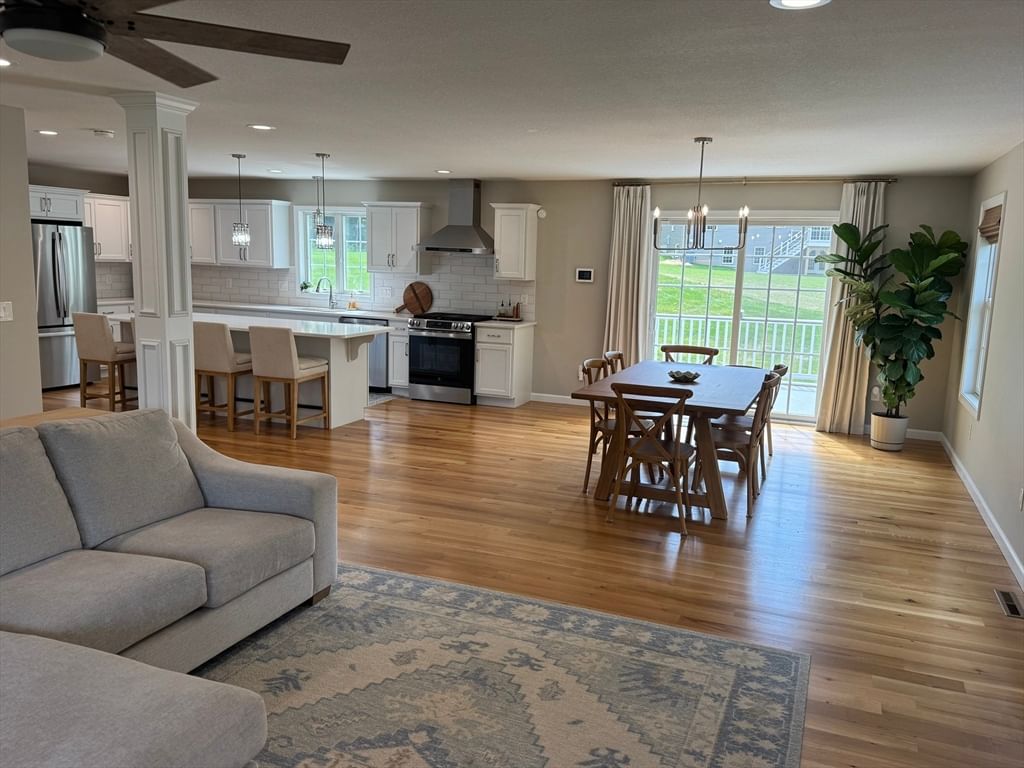 14 Wellfleet Wilbraham — Photo 13 of 35