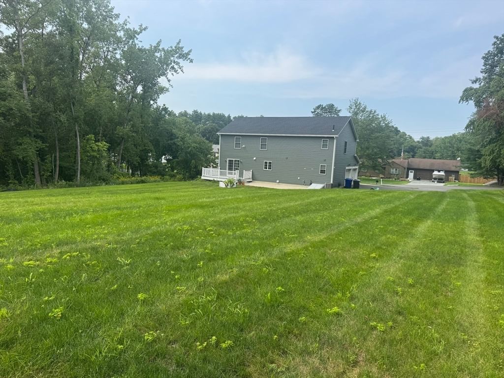 14 Wellfleet Wilbraham — Photo 6 of 35