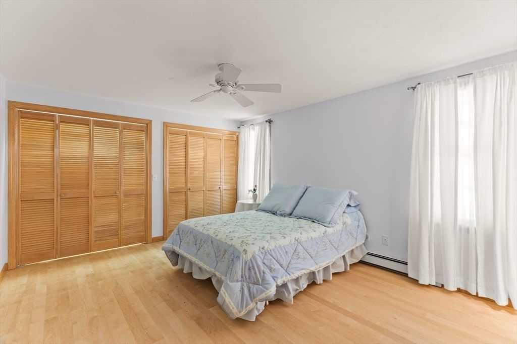 137 Wianno Circle Barnstable — Photo 22 of 39