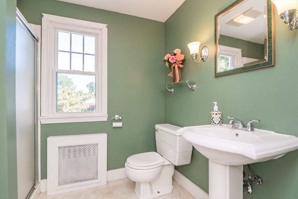 32 Elmwood Ave Longmeadow — Photo 32 of 39