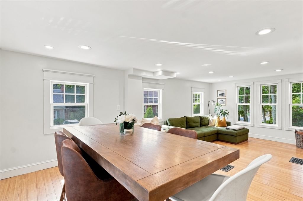 16 Wenham Street Danvers — Photo 17 of 39