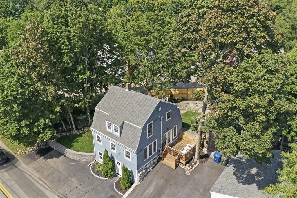 16 Wenham Street Danvers — Photo 3 of 39