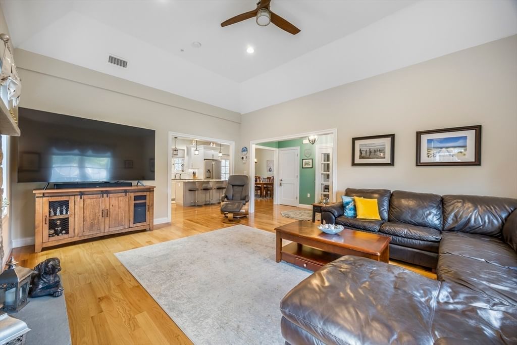8 Willowdale Cir #8 Ipswich — Photo 10 of 28