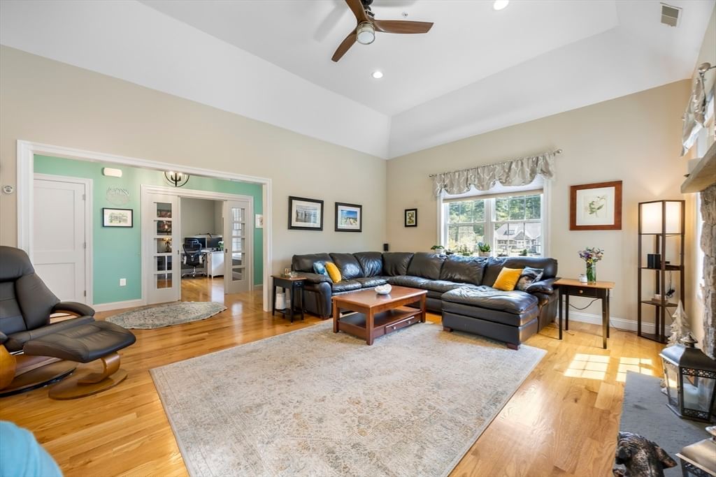 8 Willowdale Cir #8 Ipswich — Photo 9 of 28