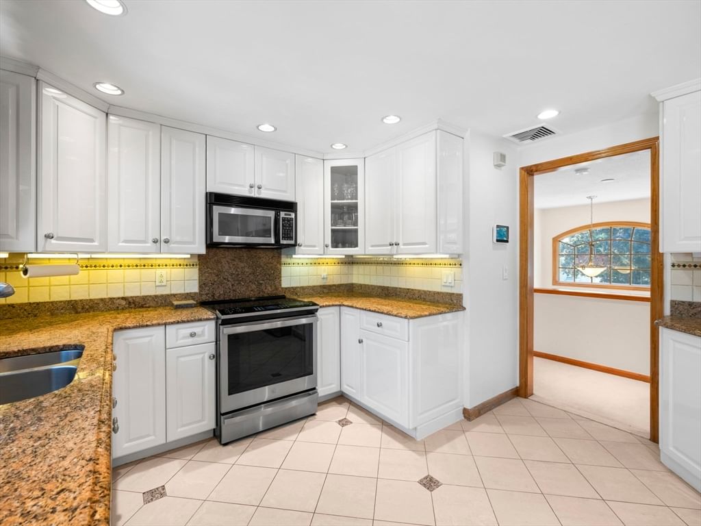 15 Vista Ave Salem — Photo 15 of 37