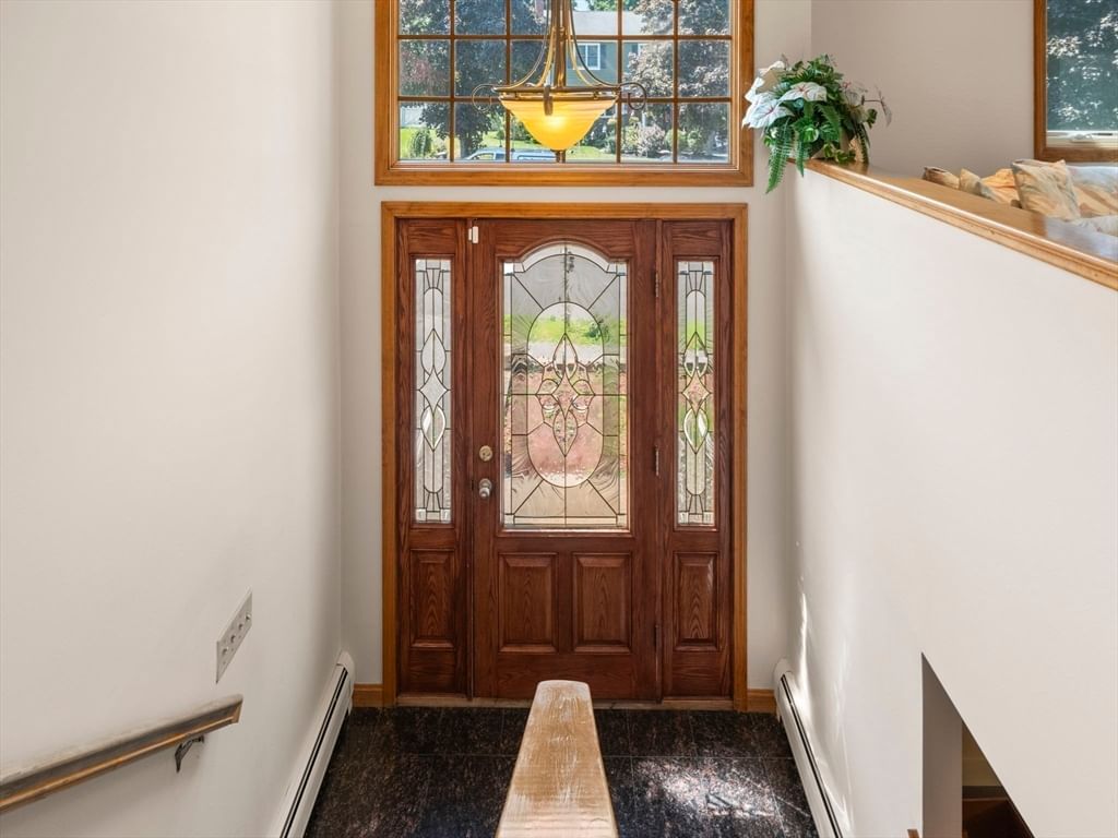 15 Vista Ave Salem — Photo 4 of 37