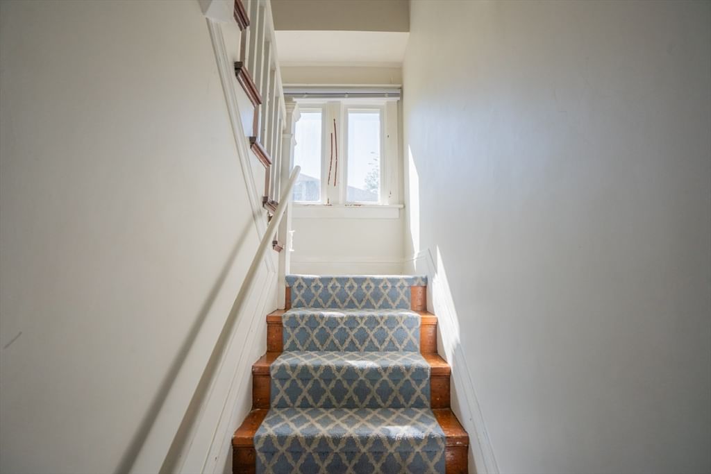 21 Oak Street Plymouth — Photo 20 of 32
