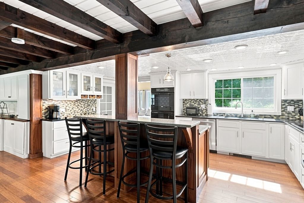 61 Breakneck Rd Sturbridge — Photo 12 of 42