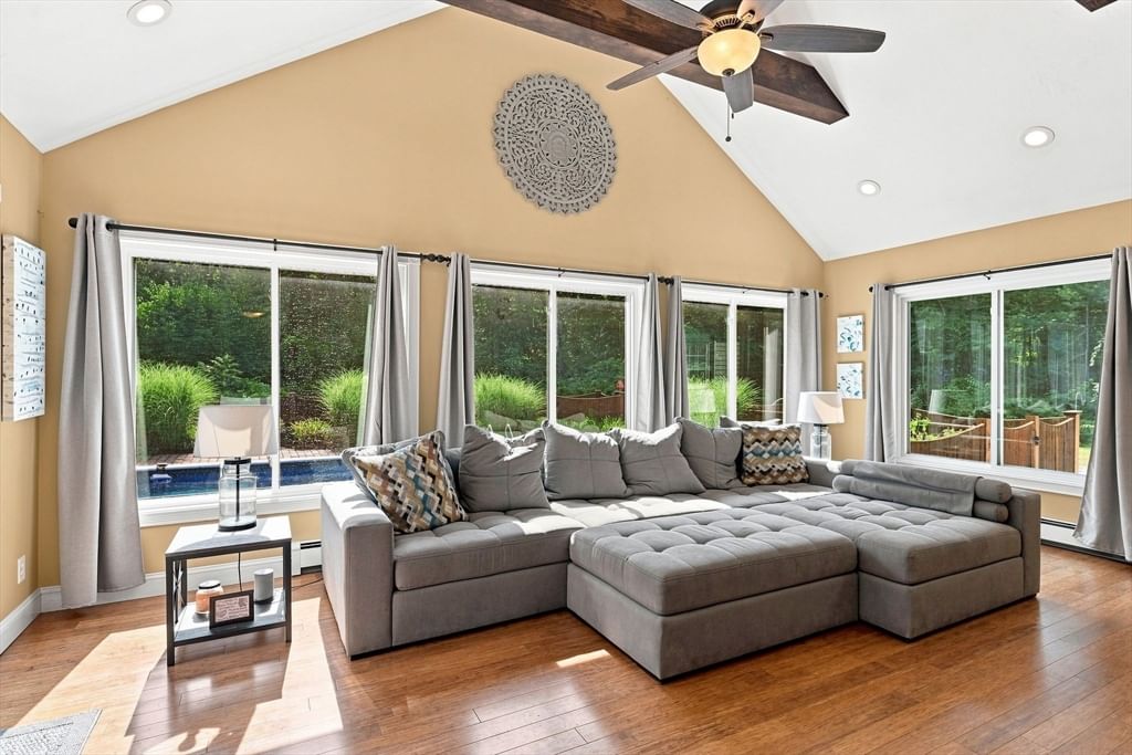 61 Breakneck Rd Sturbridge — Photo 18 of 42