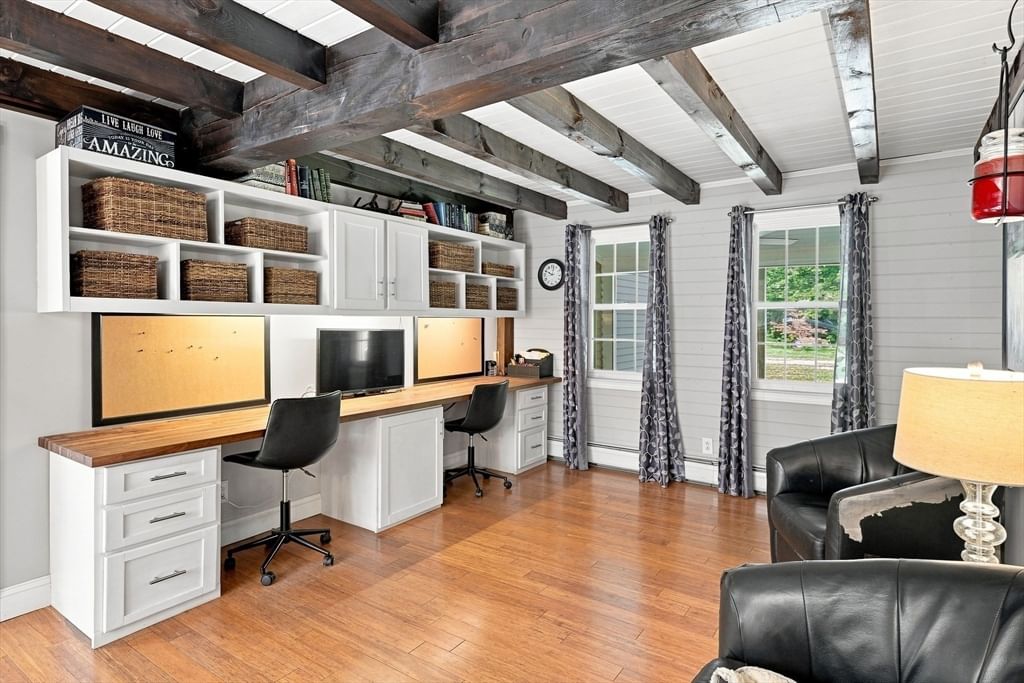 61 Breakneck Rd Sturbridge — Photo 6 of 42