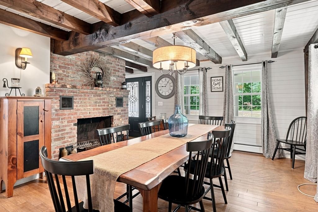 61 Breakneck Rd Sturbridge — Photo 9 of 42