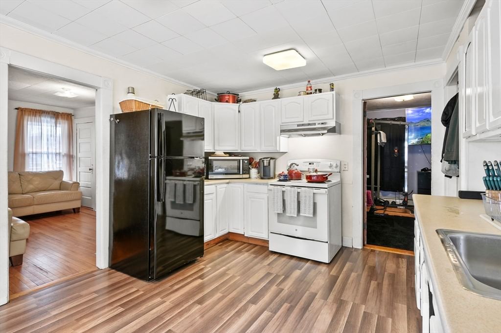 218 Central Street Leominster — Photo 6 of 29