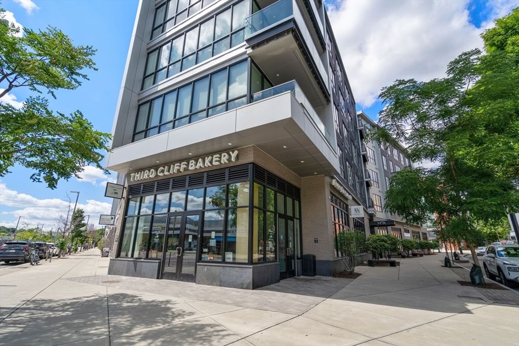 3531 Washington #421 Boston — Photo 18 of 20