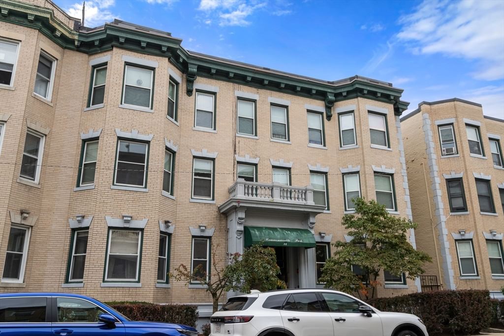 84 Gordon St #301 Boston — Photo 15 of 18