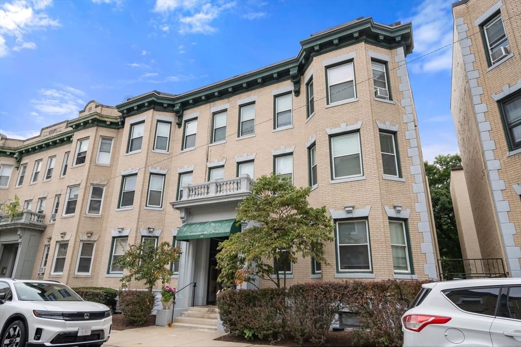 84 Gordon St #301 Boston — Photo 17 of 18