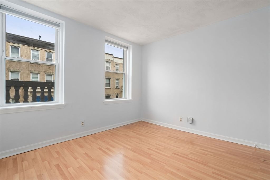 84 Gordon St #301 Boston — Photo 8 of 18