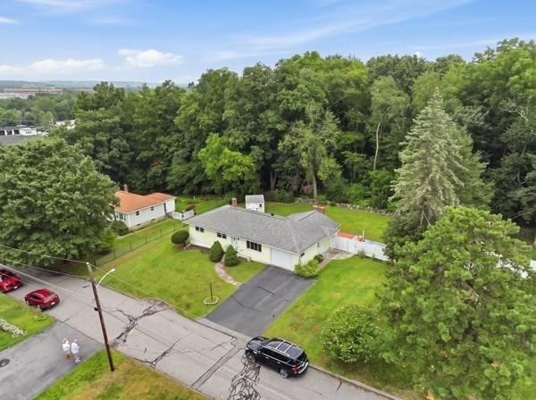 Property at 7 Hawthorne Street, Grafton, MA 01536