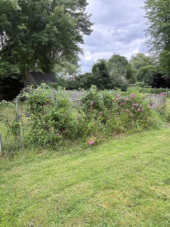 88 Carr Avenue Agawam — Photo 21 of 22