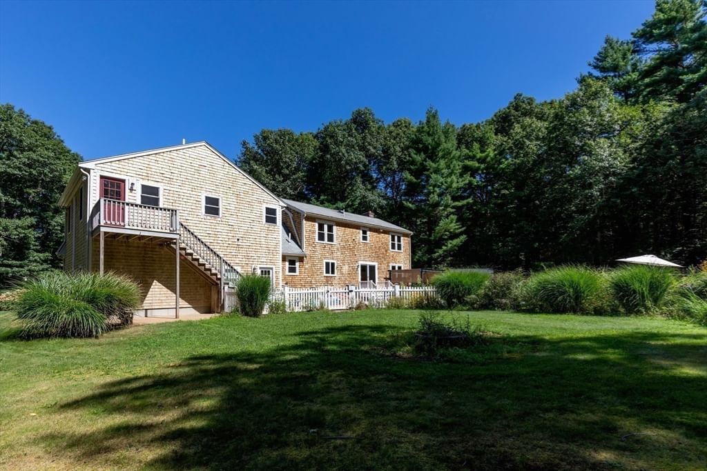 10 Brenrae Dr Middleboro — Photo 7 of 30