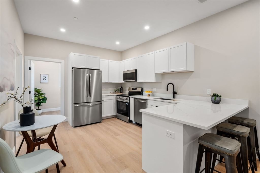 7 Cross St #202 Wilmington — Photo 6 of 23