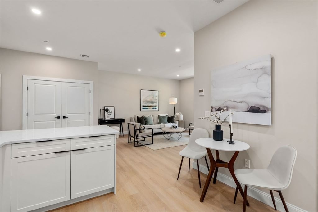 7 Cross St #202 Wilmington — Photo 8 of 23