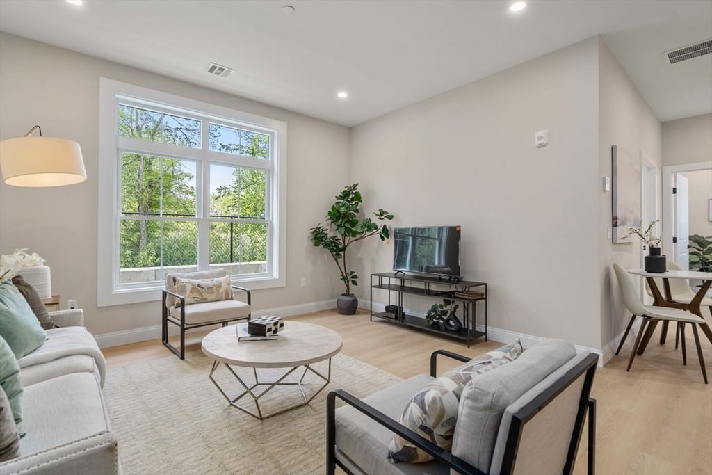 7 Cross St #202 Wilmington — Photo 9 of 23