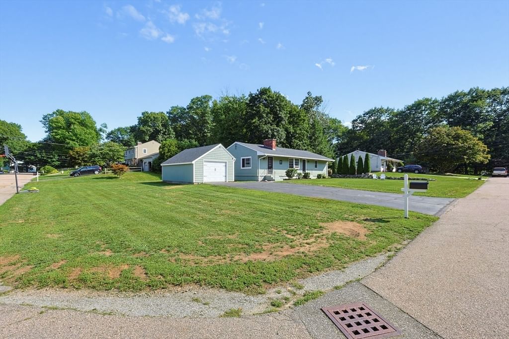 6 Young Ave. North Attleboro — Photo 34 of 36