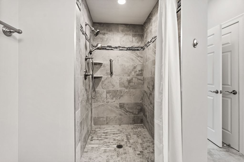 63 Hummingbird Ln #A Groton — Photo 18 of 29