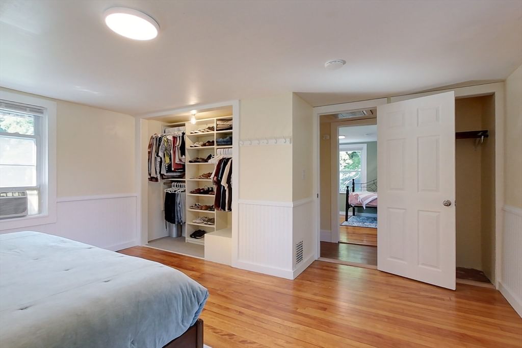 50 Whiting St Lunenburg — Photo 16 of 31
