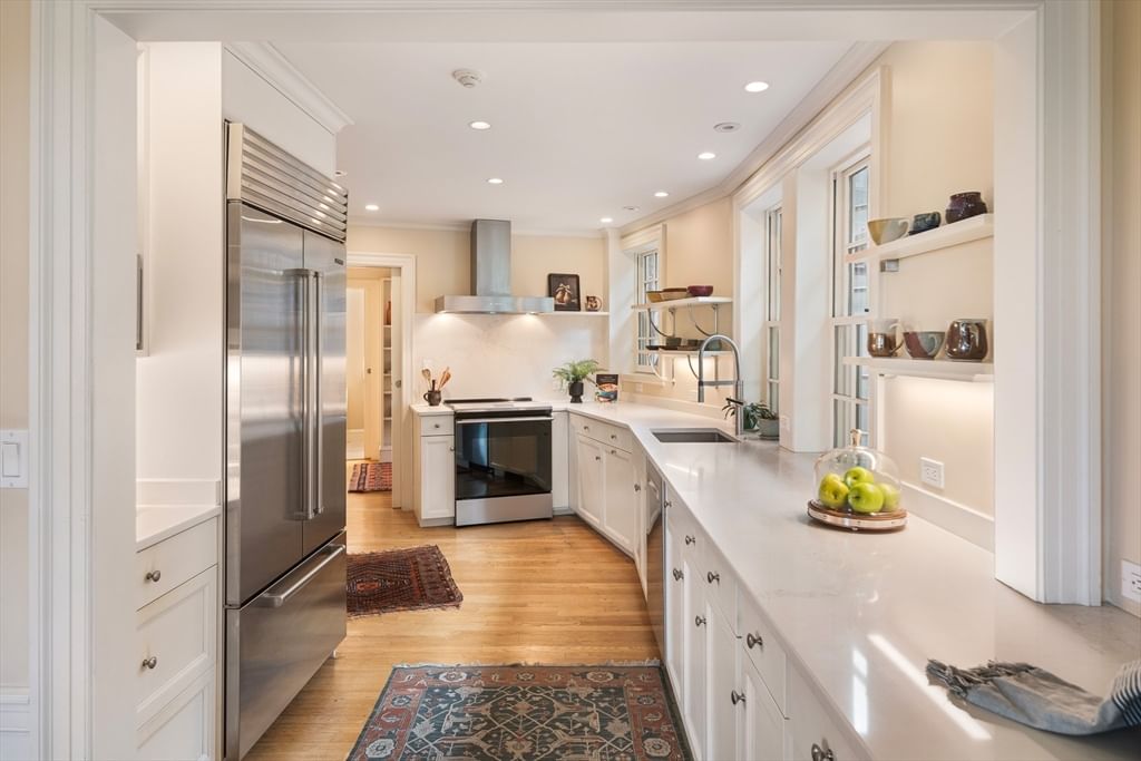 985 Memorial Drive #401 Cambridge — Photo 8 of 23