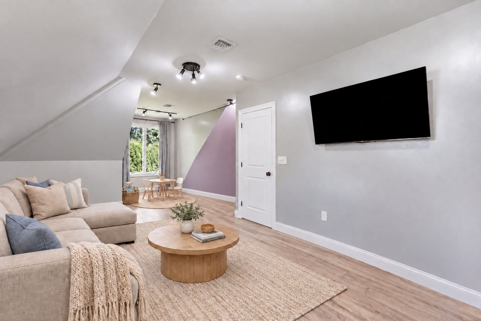 47 Deer Hill Cir Ludlow — Photo 34 of 42