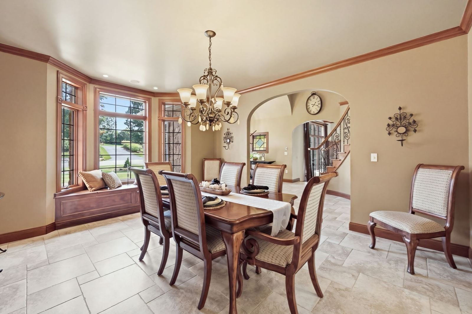 47 Deer Hill Cir Ludlow — Photo 5 of 42