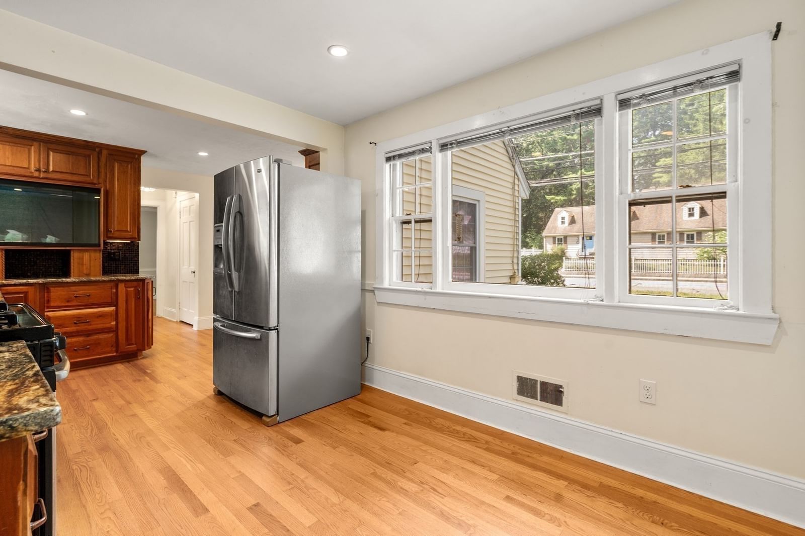 197 Speen Street Natick — Photo 12 of 30