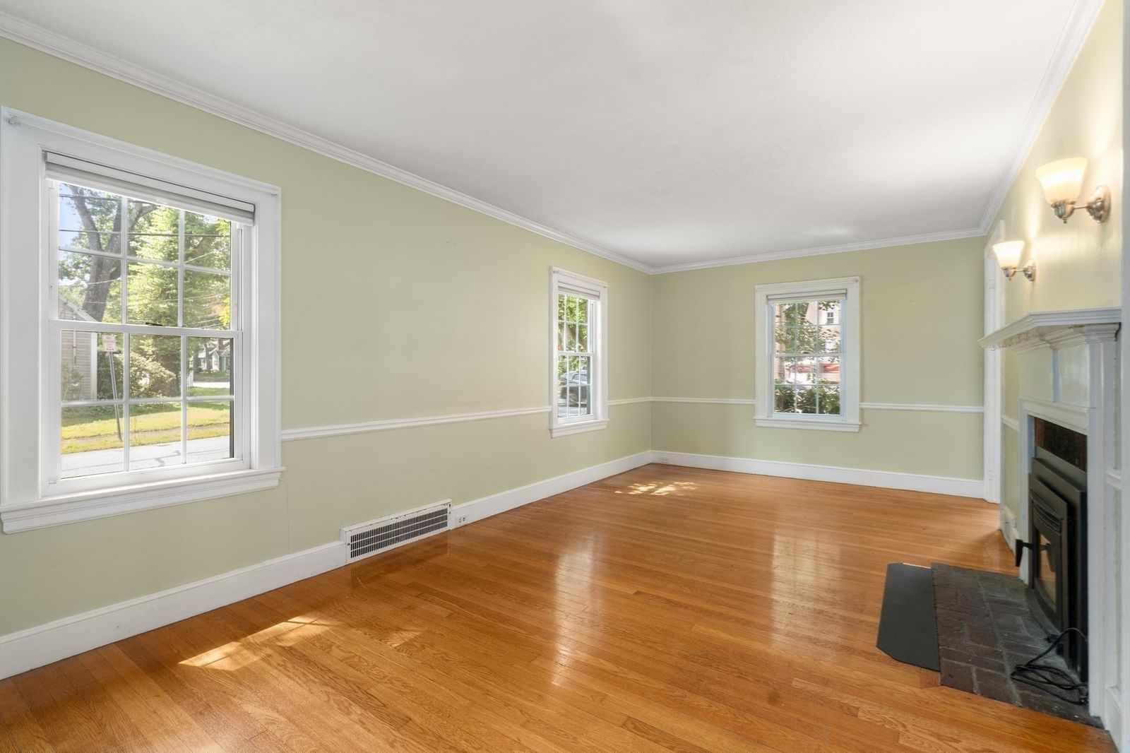 197 Speen Street Natick — Photo 17 of 30