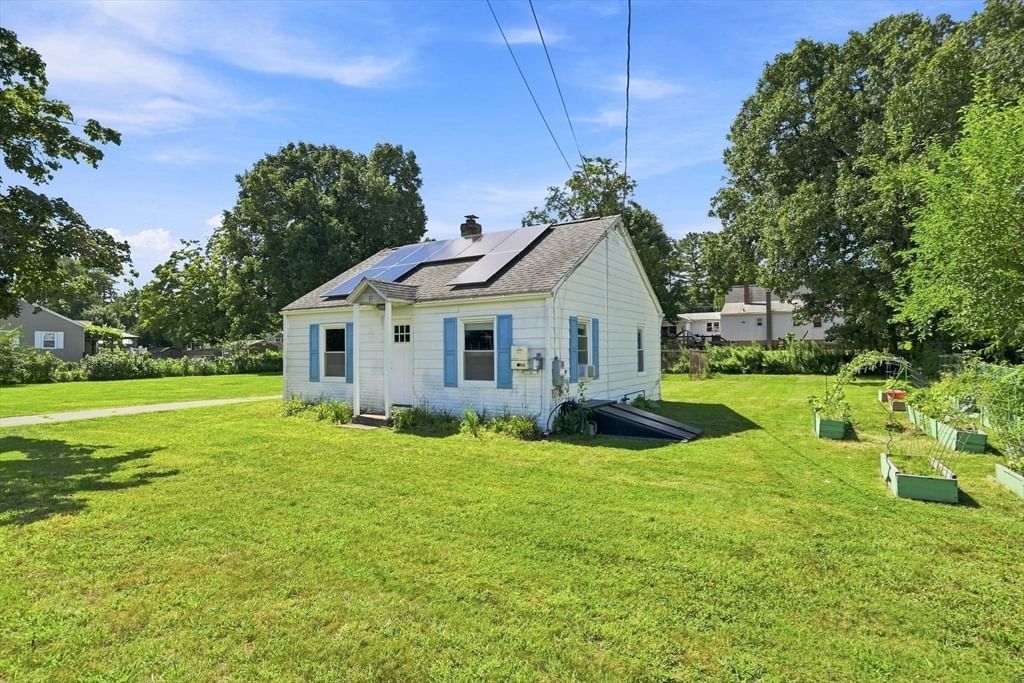 77 Powder Mill Rd Southwick — Photo 5 of 30