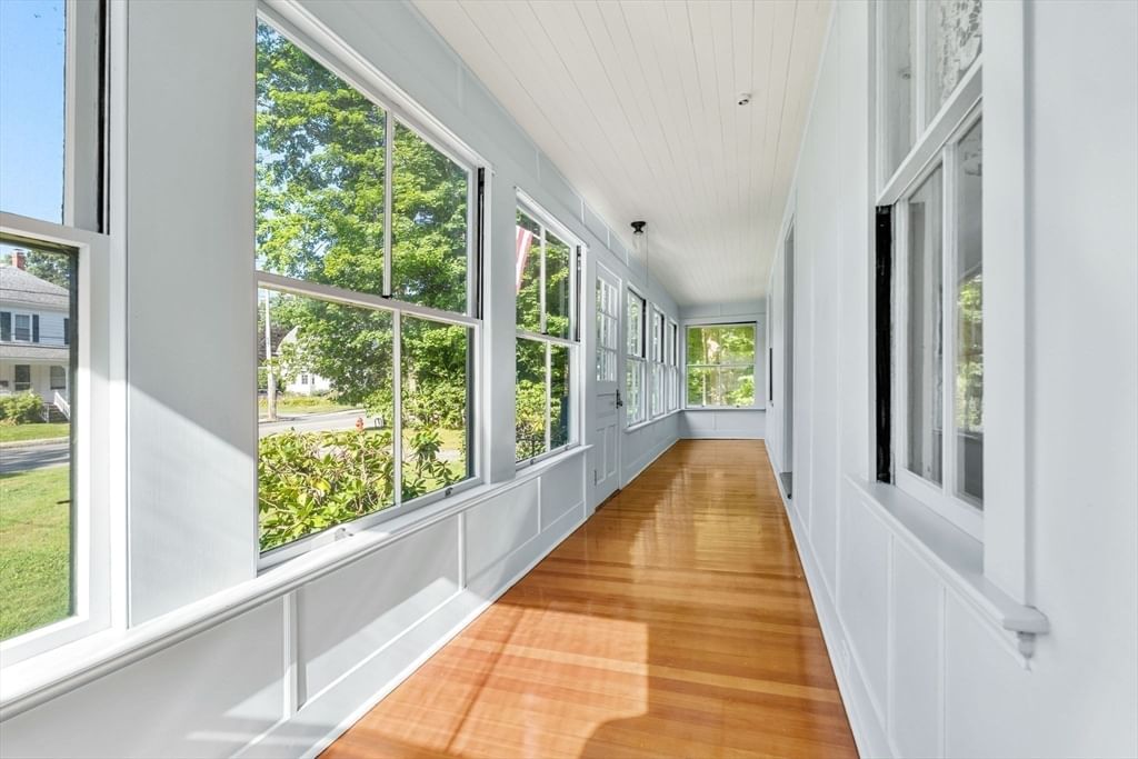 42 Walnut Rd Hamilton — Photo 10 of 36