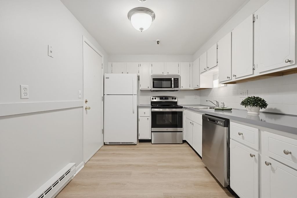35 Swanson Court #34D Boxborough — Photo 4 of 17