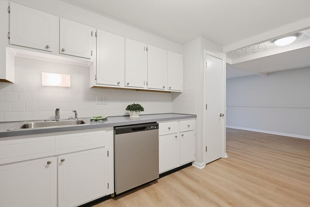 35 Swanson Court #34D Boxborough — Photo 5 of 17