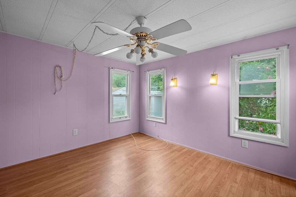 33 Hilltop Rd, Plainville, MA 02762 photo 4