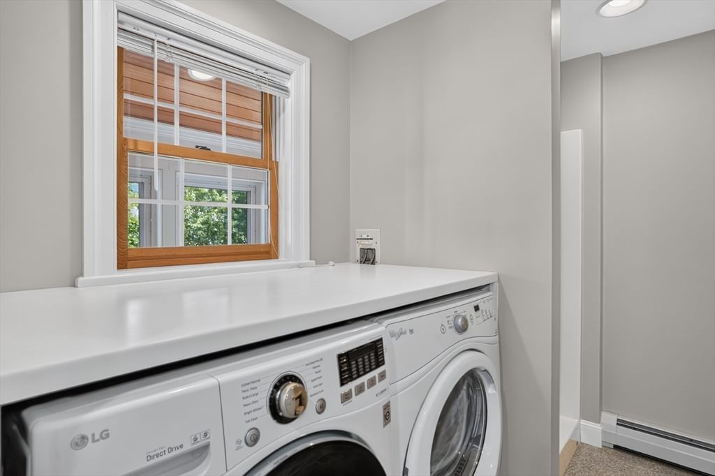 32 Lantern Ln Burlington — Photo 15 of 33