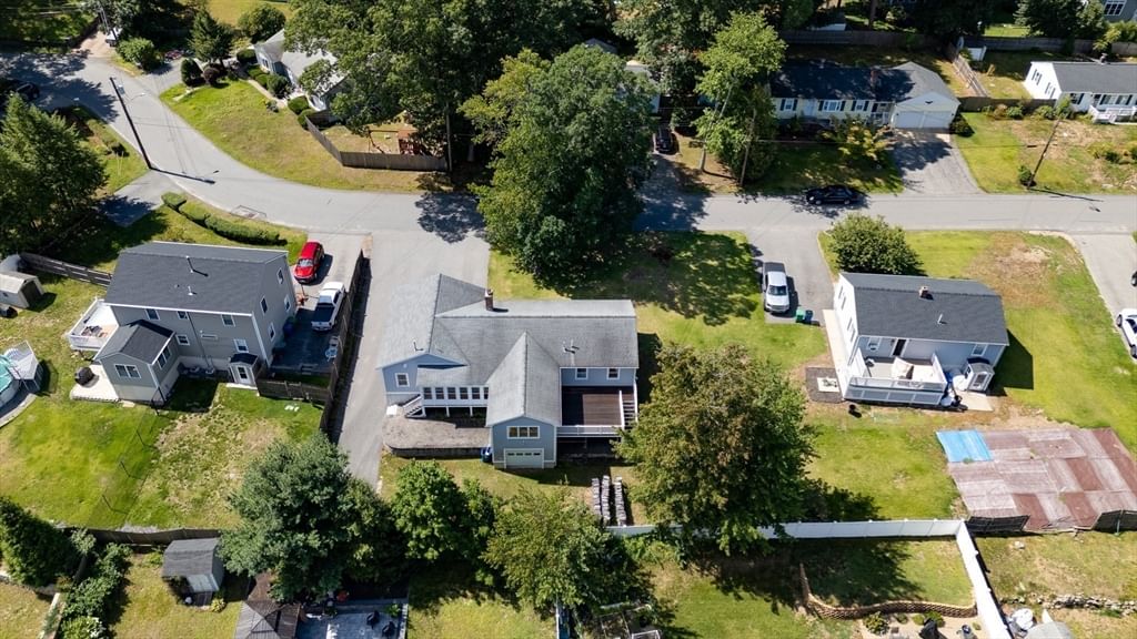 32 Lantern Ln Burlington — Photo 29 of 33