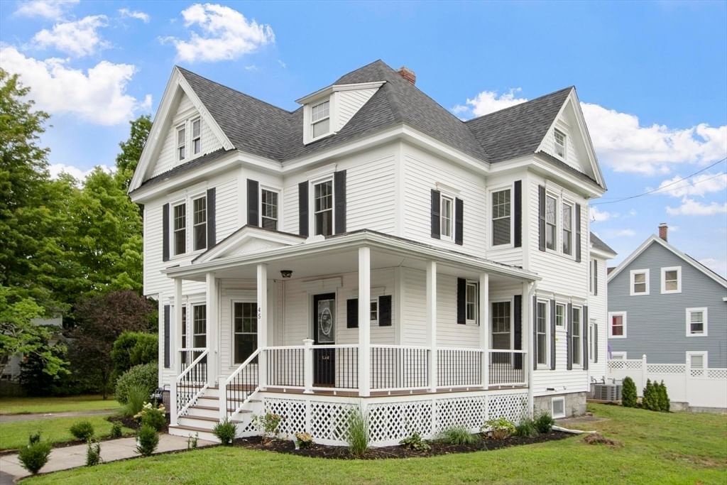 45 Third Street North Andover — Photo 2 of 42